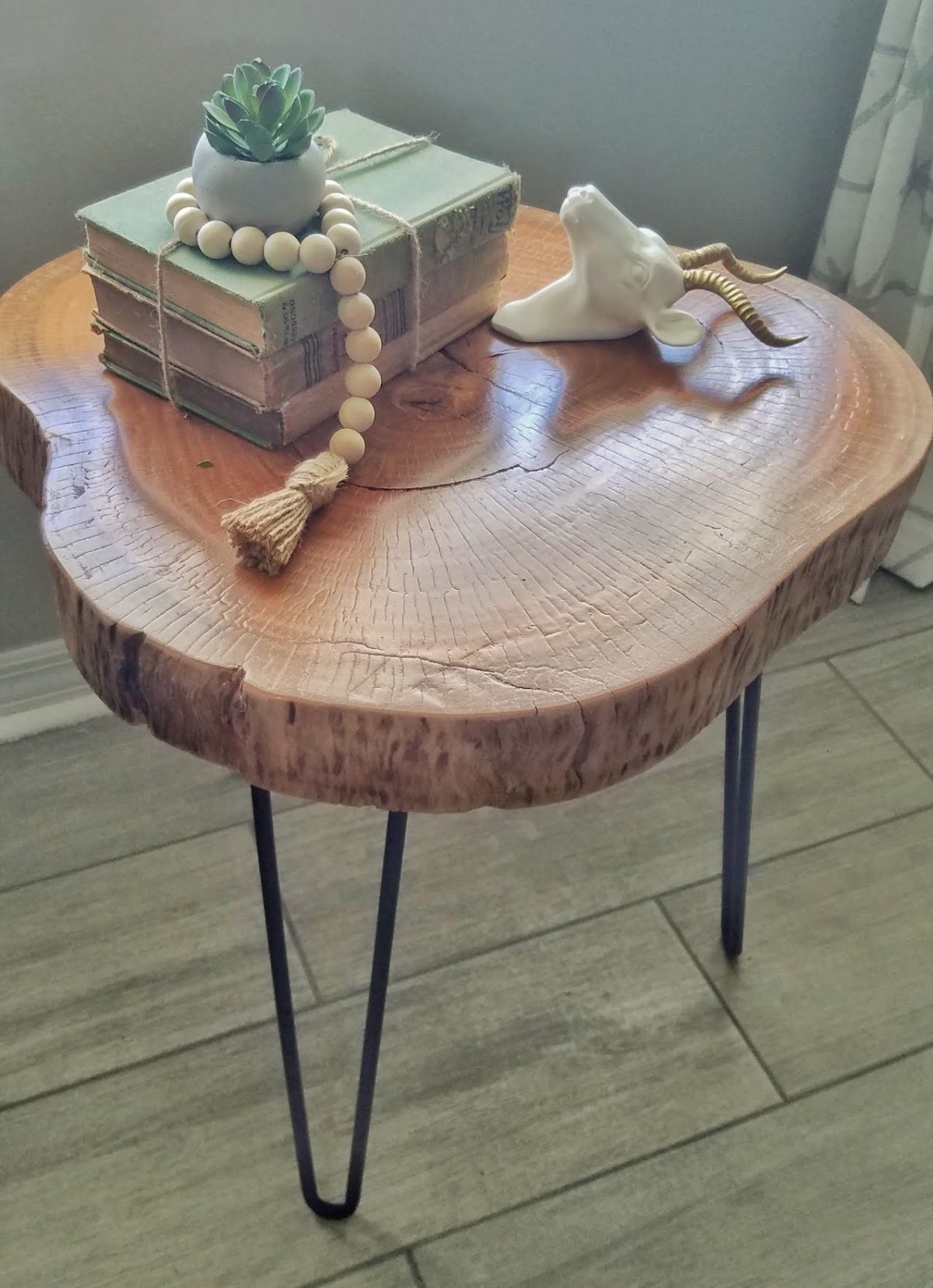 DIY Wood Slice Table Flippin' Rustic